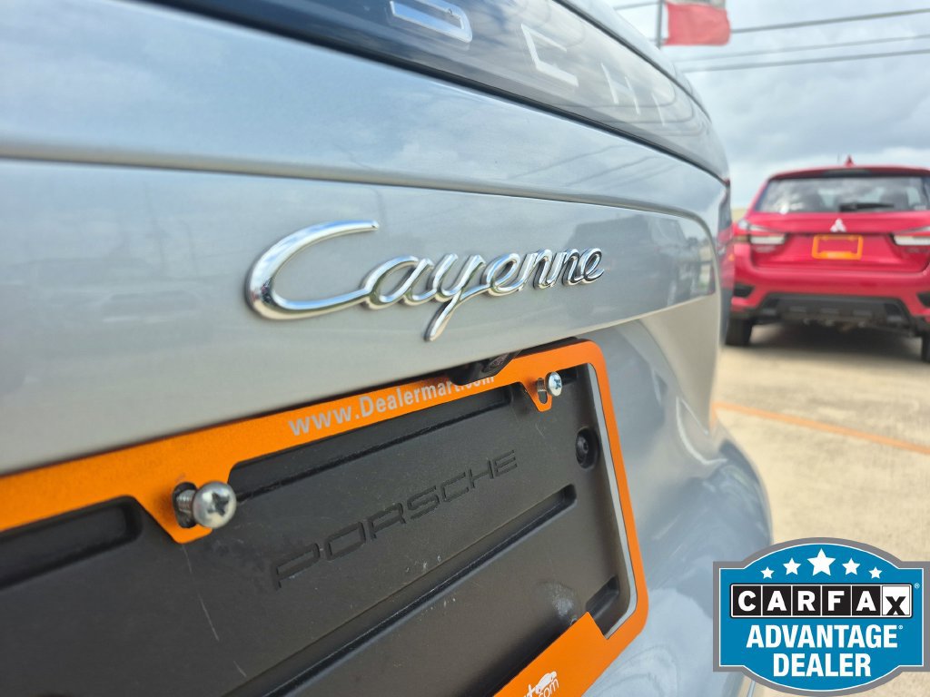 Used 2022 Porsche Cayenne Platinum Edition AWD/4WD image 37