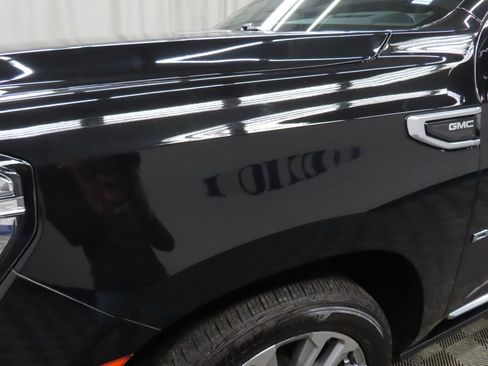 Used 2021 GMC Yukon Denali w/ Denali Premium Package image 51