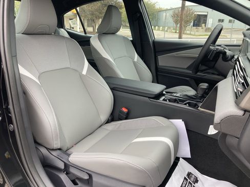 Used 2026 Toyota Camry SE image 28