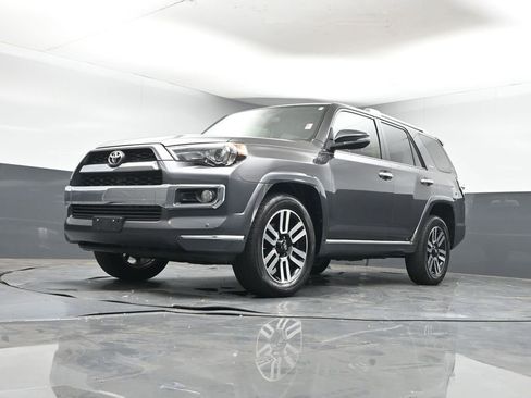 Used 2016 Toyota 4Runner Limited image 28