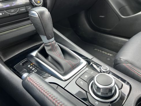 Used 2014 MAZDA MAZDA3 i Grand Touring image 25