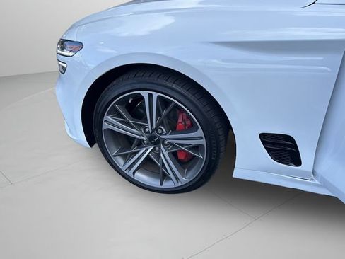 Used 2025 Genesis G70 2.5T w/ Sport Prestige Package RWD image 31