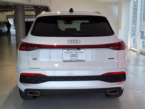 Used 2025 Audi Q5 Premium Plus w/ Premium Plus image 5