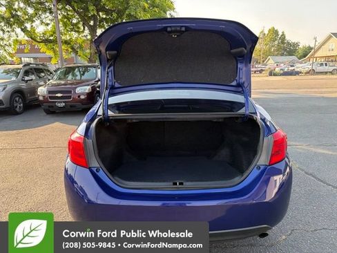 Used 2017 Toyota Corolla SE FWD image 29