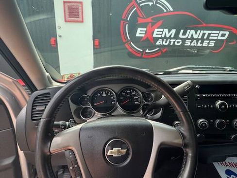 Used 2008 Chevrolet Silverado 1500 LT w/ Power Pack Plus AWD/4WD image 16