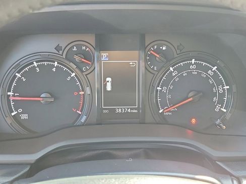 Used 2024 Toyota 4Runner SR5 image 32