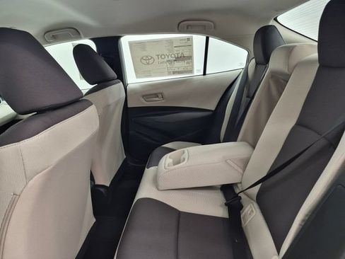 Used 2026 Toyota Corolla LE FWD image 36