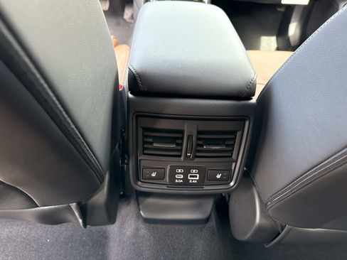 New 2026 Subaru Outback Touring AWD/4WD image 17