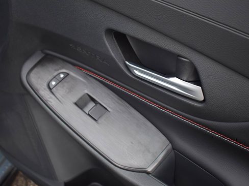 New 2026 Nissan Sentra SR w/ Floor Mat Package FWD image 54