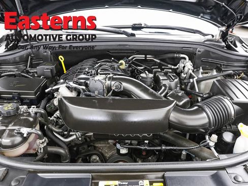Used 2025 Dodge Durango GT RWD image 7