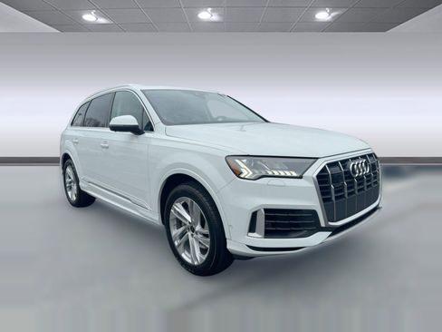 Used 2024 Audi Q7 3.0T Premium Plus image 7