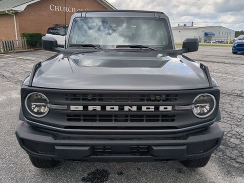 New 2025 Ford Bronco 4-Door image 7