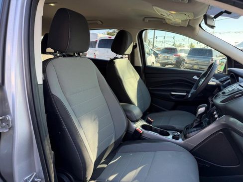 Used 2016 Ford Escape SE image 22