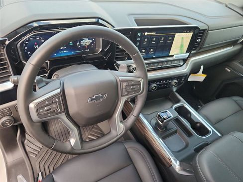 New 2026 Chevrolet Silverado 1500 RST AWD/4WD image 10