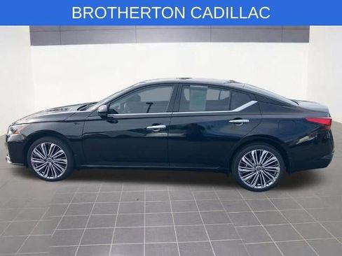Used 2023 Nissan Altima 2.5 SL AWD/4WD image 8