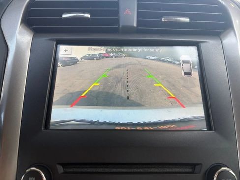 Used 2017 Ford Fusion Energi SE FWD image 34