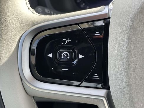New 2026 Volvo XC90 B6 Ultra w/ Protection Package AWD/4WD image 11