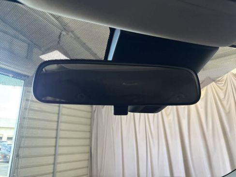 Used 2019 Nissan Rogue SV image 27