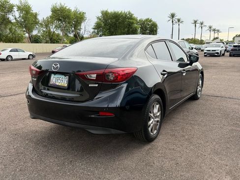 Used 2017 MAZDA MAZDA3 Sport w/ Preferred Equipment Package FWD image 6