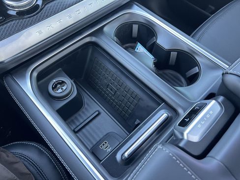 New 2025 Ford Expedition Max Platinum w/ Stealth Performance Package image 8