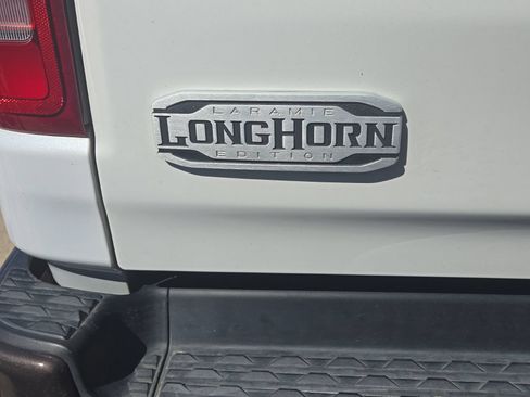 Used 2019 RAM 1500 Limited AWD/4WD image 12