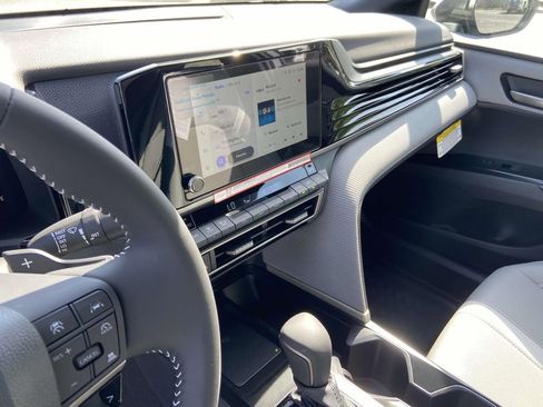 New 2026 Toyota Camry SE image 22