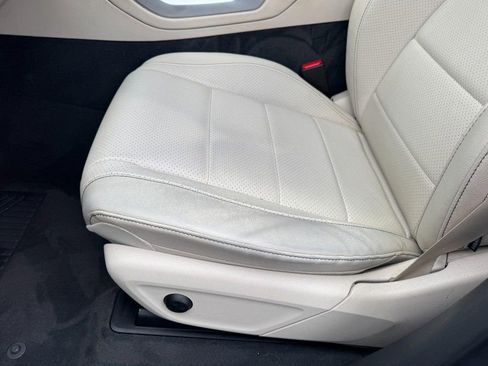 Used 2020 Mercedes-Benz GLE 350 4MATIC image 19