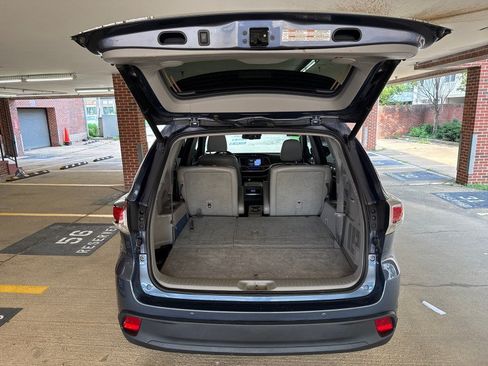 Used 2016 Toyota Highlander Limited Platinum AWD/4WD image 33