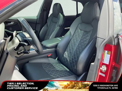Used 2025 Audi SQ8 Premium Plus w/ 23" Wheel Package AWD/4WD image 28