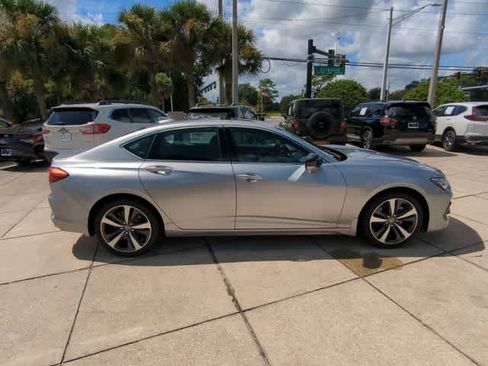 Used 2025 Acura TLX w/ Technology Package FWD image 9