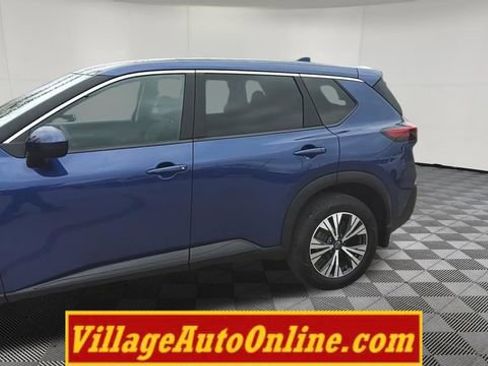 Used 2023 Nissan Rogue SV AWD/4WD image 8