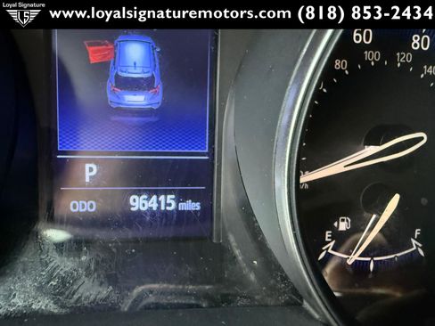 Used 2019 Toyota C-HR XLE image 20