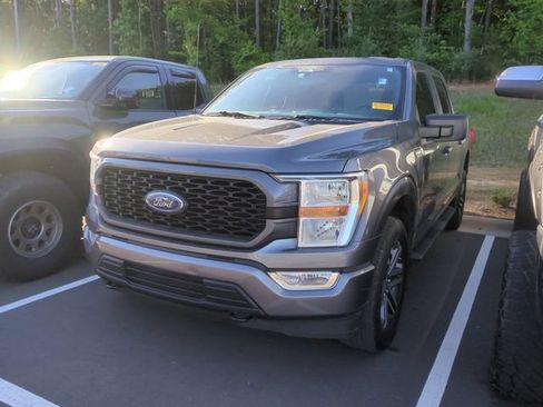Used 2022 Ford F150 XL w/ STX Appearance Package AWD/4WD image 2