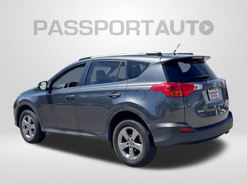 Used 2015 Toyota RAV4 XLE AWD/4WD image 4