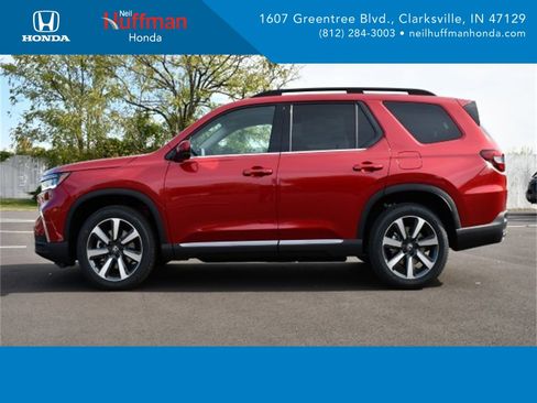 New 2025 Honda Pilot Touring image 4
