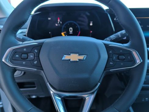 Used 2024 Chevrolet TrailBlazer LT w/ LT Cold Weather Package FWD image 20