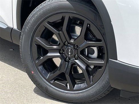 New 2025 Honda Pilot Touring image 10