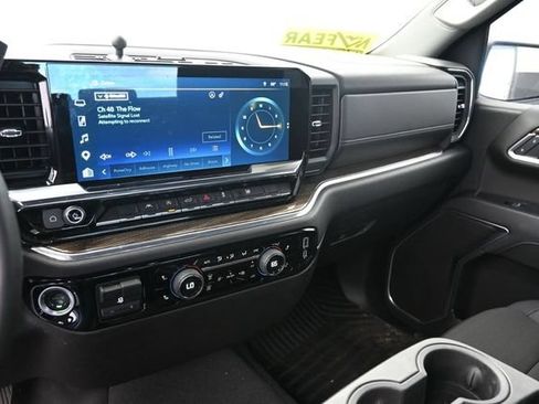 Used 2025 Chevrolet Silverado 1500 RST AWD/4WD image 22