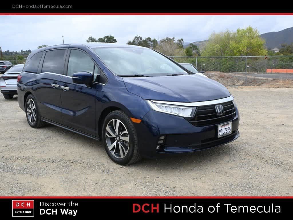 Used 2023 Honda Odyssey Touring image 3