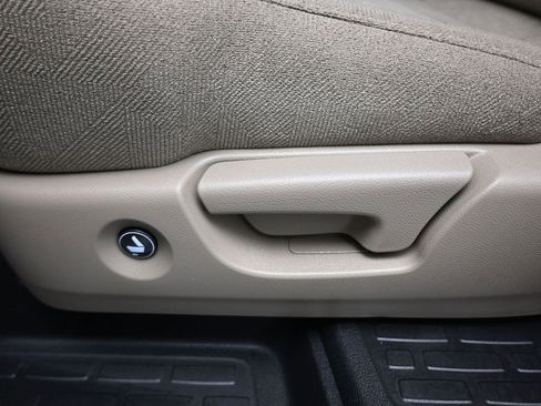 Used 2020 Honda Pilot EX image 34