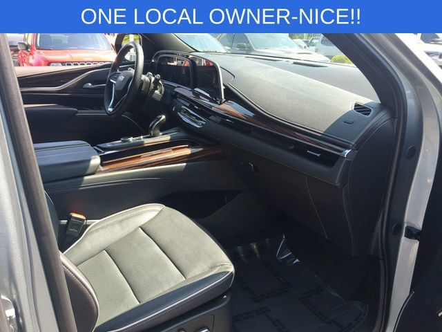 Used 2024 Cadillac Escalade Premium Luxury w/ Performance Package AWD/4WD image 46