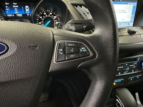 Used 2019 Ford Escape SE image 8