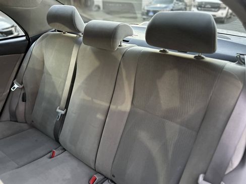 Used 2011 Toyota Corolla LE FWD image 18