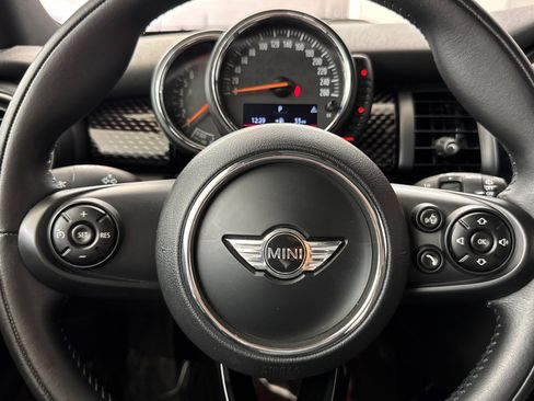 Used 2015 MINI Cooper S FWD image 11