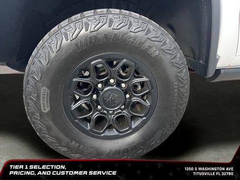 Used 2024 Chevrolet Silverado 2500 ZR2 w/ ZR2 Bison Edition AWD/4WD image 15