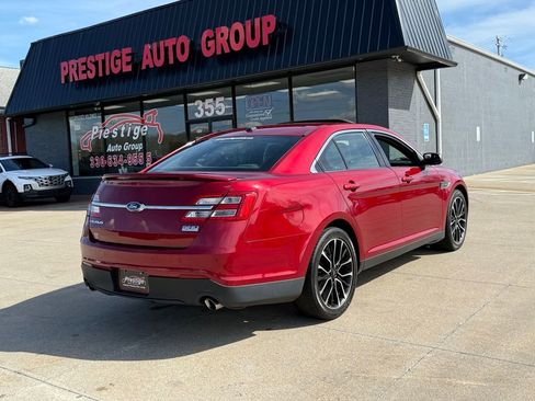 Used 2018 Ford Taurus SHO w/ Driver Assist Package image 18