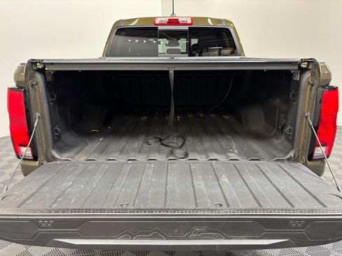 Used 2023 Chevrolet Colorado Z71 AWD/4WD image 22