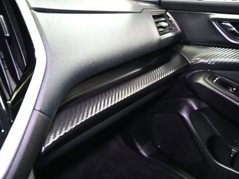 Used 2024 Subaru Ascent Premium w/ Convenience Package image 31