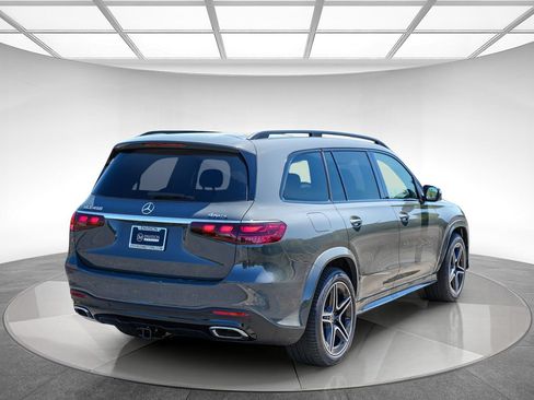 New 2026 Mercedes-Benz GLS 450 4MATIC image 4