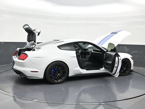 Used 2018 Ford Mustang Shelby GT350 w/ Electronics Package RWD image 34